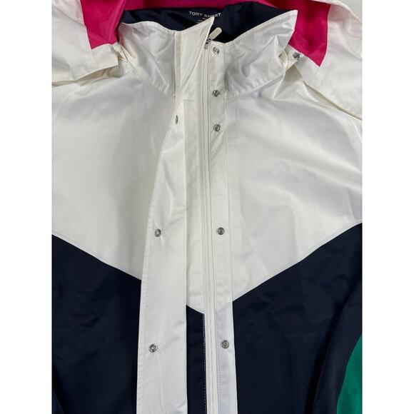 Tory Burch Sport - Waterproof Raincoat Tech-Satin Performance Hooded Jacket in W - Picture 4 of 8